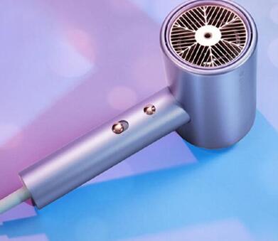 �D���^�l�ɿݿ����µĴ��L�C