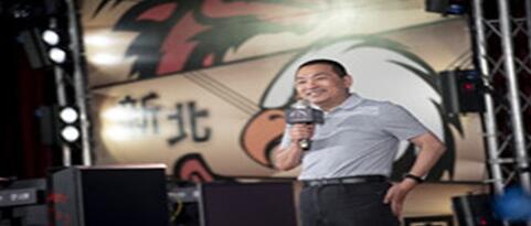 �D����Ӣ��(li��n)�ˡ����(du��) AHQ Fighter ֱ�����ɹ��Z