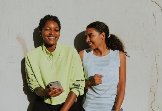 �D����׿ϵ�y��iOSϵ�y�����ģ�