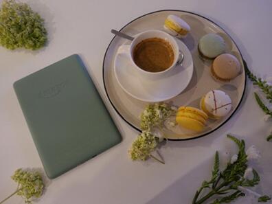 �D��Kindle Paperwhite�����ϡ����ࡢ�F�{