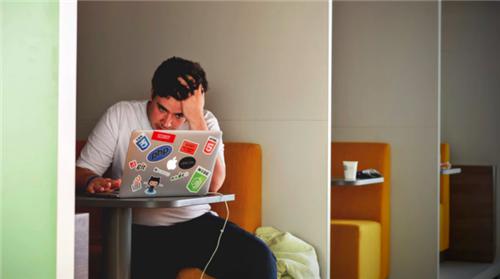 �D�����ʹ��Assignments��ֹ���I���u��