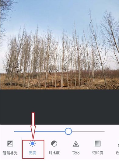 �D�����D����